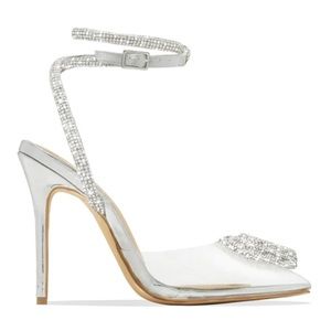 HEIGHT APPROX:4.25”
ADJUSTABLE AT THE ANKLE
SILVER-TONE HEART EMBELLISHED HEELS